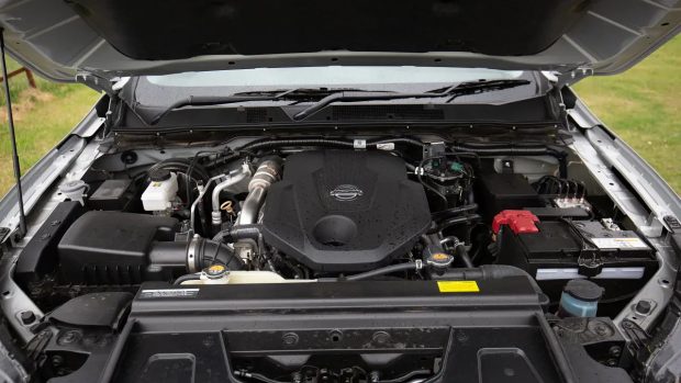 نمای پیشرانه نیسان ناوارا