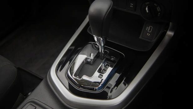 نمای کابین نیسان ناوارا