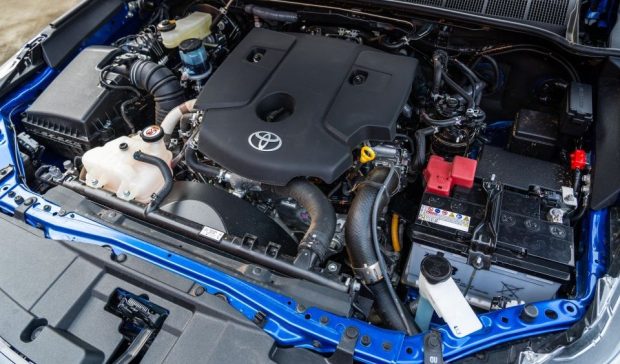 نمای پیشرانه تویوتا هایلوکس جدید