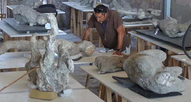 شهر باستانی پمپئی