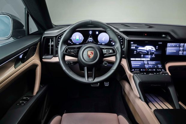 نمای کابین پورشه کاین برقی 2026