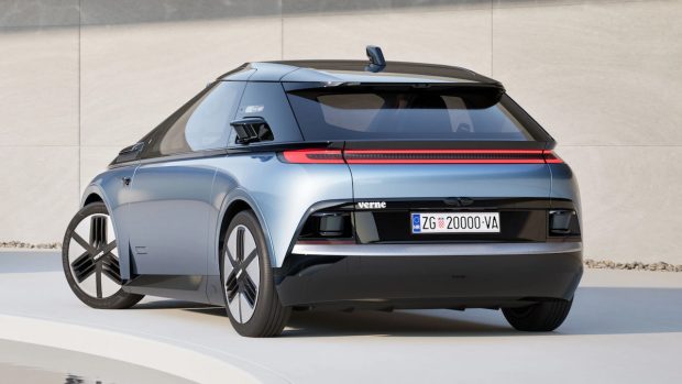 نمای عقب تاکسی خودران ریمک وِرن