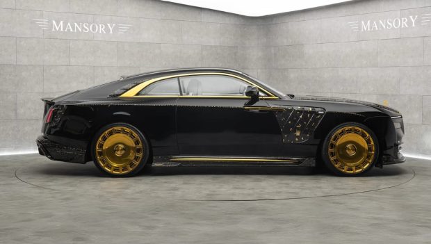 نمای جانبی رولزرویس اسپکتر منصوری