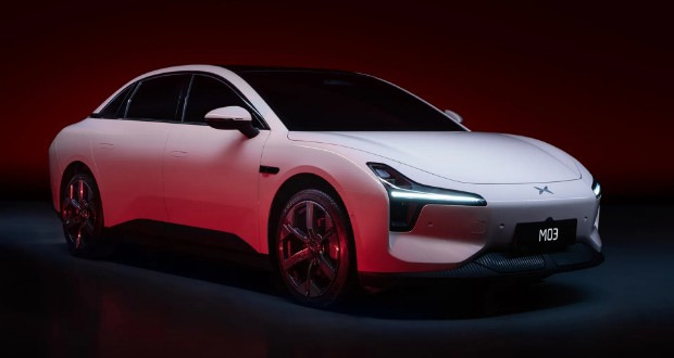 ایکس پنگ مونا M03