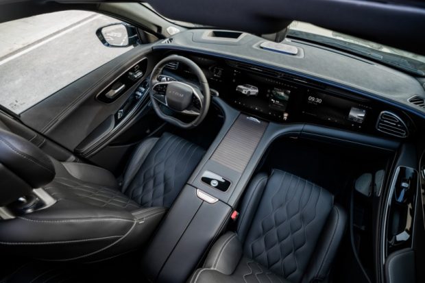 شاسیبلند پرچمدار XTRIM QX