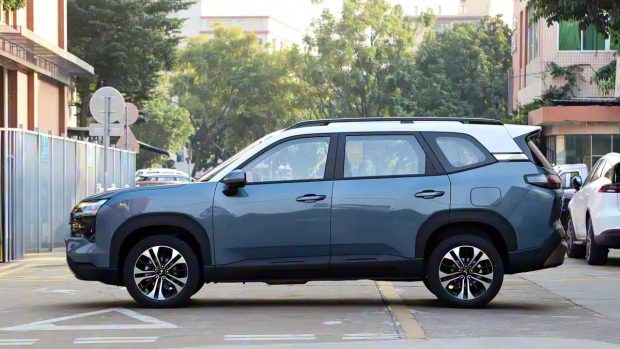 شاسی بلند جدید وولینگ Xingguang 560