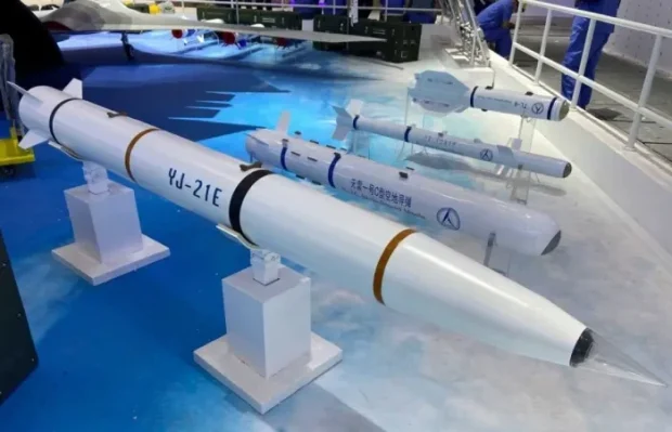 موشک هایپرسونیک YJ-21E