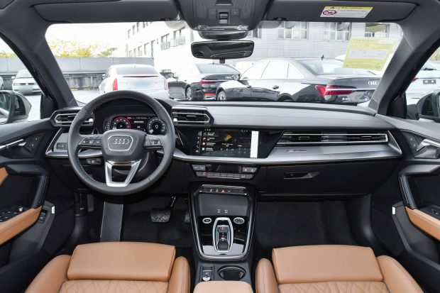 شرایط فروش آئودی A3L مدل 2025