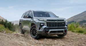 شاسی‌بلند سه ردیفه