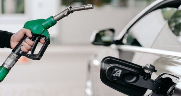 سهمیه بنزین ۳۰۰۰ تومانی