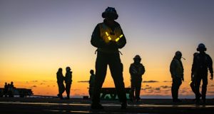 پروتکل‌های ایمنی عرشه ناو هواپیمابر