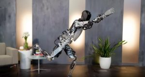 ربات اپتیموس تسلا