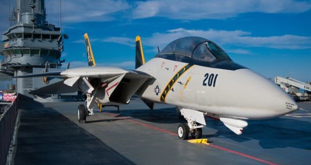 جنگنده اف ۱۴ تامکت