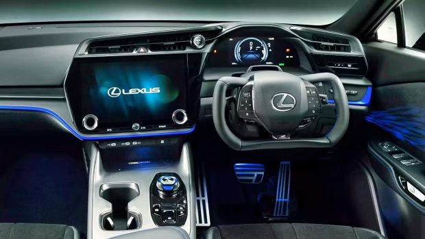 لکسوس RZ 600e F SPORT