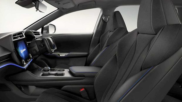 لکسوس RZ 600e F SPORT