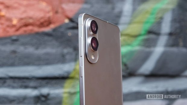 ویژگی گوشی‌های موبایل