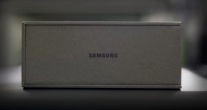 جعبه‌گشایی گلکسی زد تری فولد