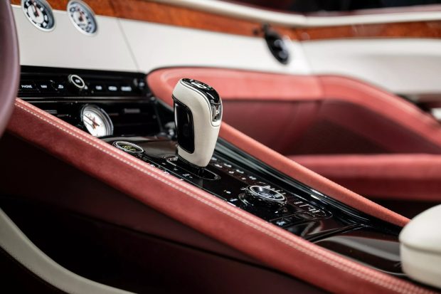 افت قیمت بنتلی