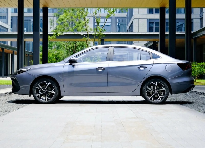 آرتابان آرتان - نمای جانبی