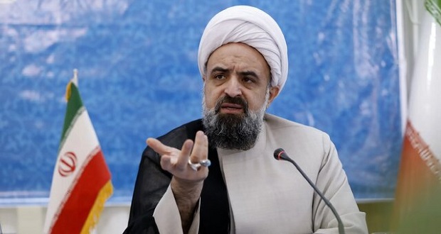 سکوهای دشمن را به بهانه کسبوکار آزاد نکنید