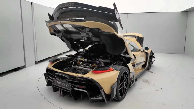 نمای عقب کونیگزگ یسکو منصوری