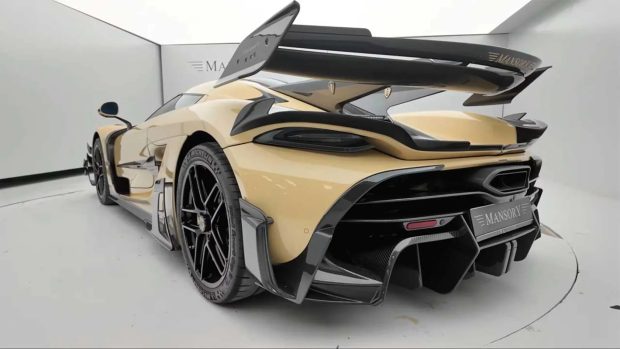 نمای عقب کونیگزگ یسکو منصوری