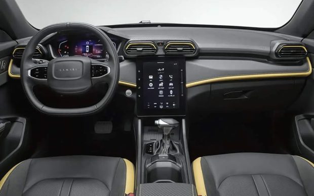 نمای کابین سدان لاماری اکو