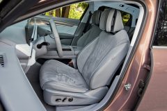 وویا پشن سروش موتور - صندلی های جلو