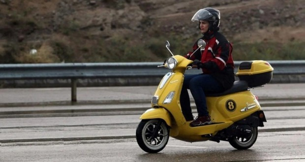 گواهینامه موتور بانوان