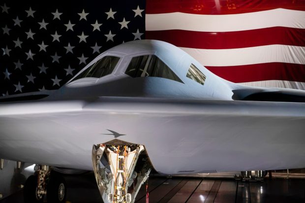 بمب افکن B-21 Raider