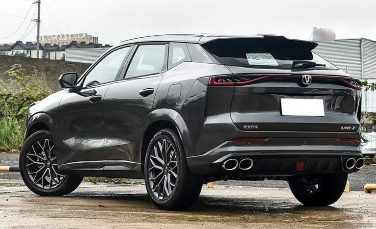 اوشان UNI-Z - نمای عقب