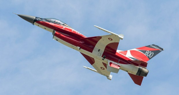 جت F-16 دانمارک