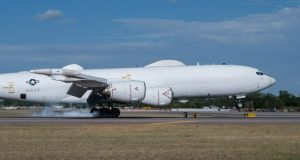 هواپیمای E-6B Doomsday
