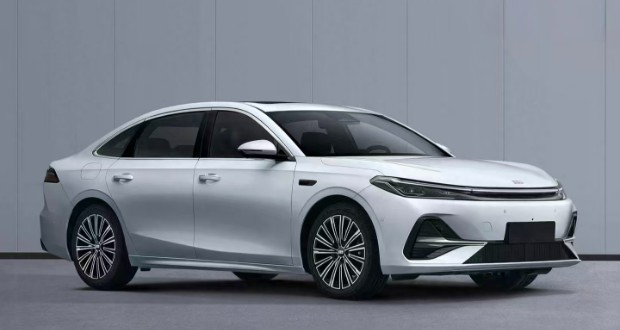 جیلی گلکسی A7 دوربرد