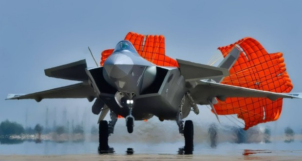 آیا واقعا جنگنده رادارگریز J-20 چین از مشکل موتوری رنج می‌برد؟