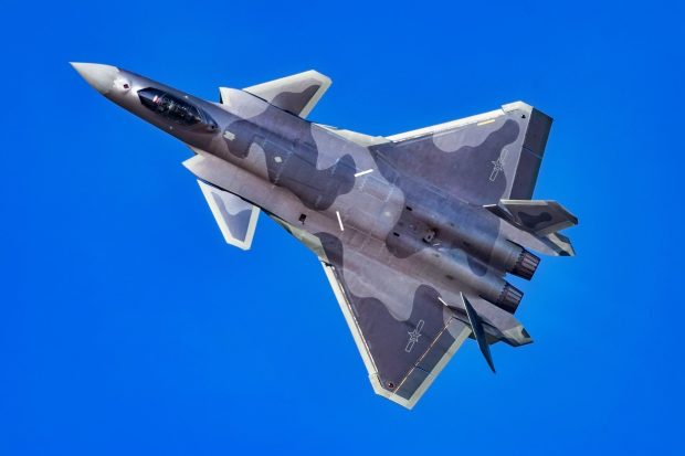 جنگنده J-20 چین