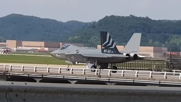 جنگنده KF-21 بورامائه