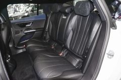 مرسدس بنز EQE - صندلی های عقب