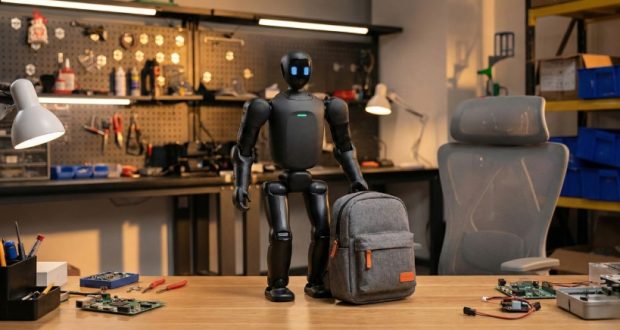 کوچکترین ربات انسان‌نمای جهان