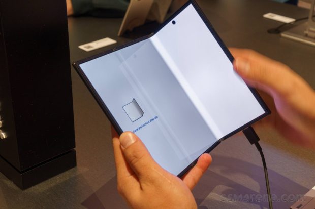 نگاهی نزدیک به سامسونگ گلکسی Z TriFold