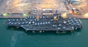 فرود خودکار جت روی ناو هواپیمابر