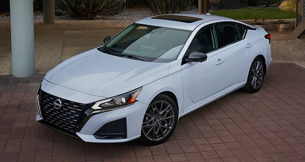 آغاز فروش خودروهای وارداتی مدل ۲۰۲۵