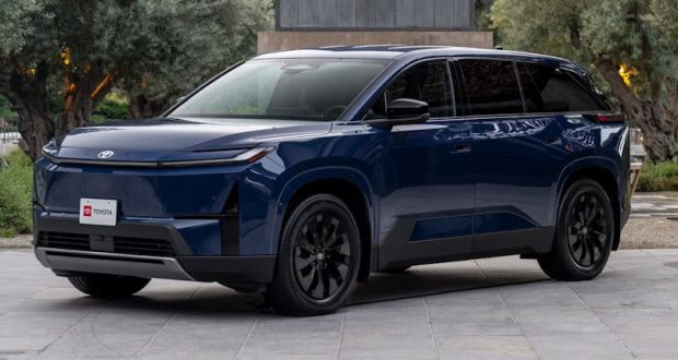 طراحی و مشخصات تویوتا هایلندر ۲۰۲۷