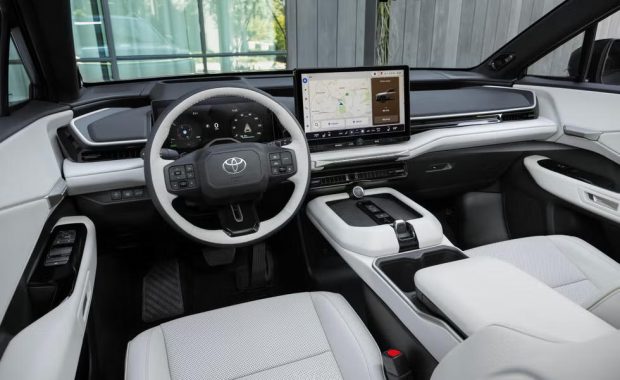 کابین و امکانات تویوتا هایلندر ۲۰۲۷