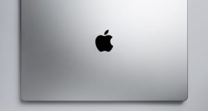 لپ تاپ قدرتمندتر از مک بوک پرو