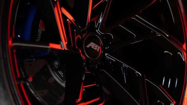 آئودی RS Q8 تیونینگ ABT