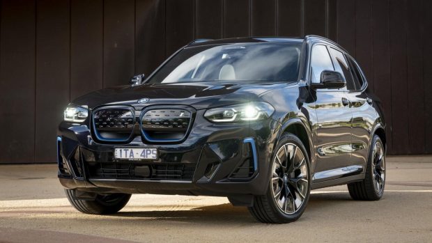 قیمت بی ام و iX3