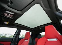 چانگان یونی تی - سانروف