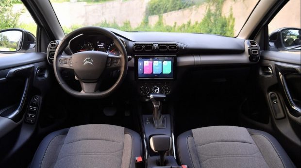 نمای کابین سیتروئن C3-XR سایپا