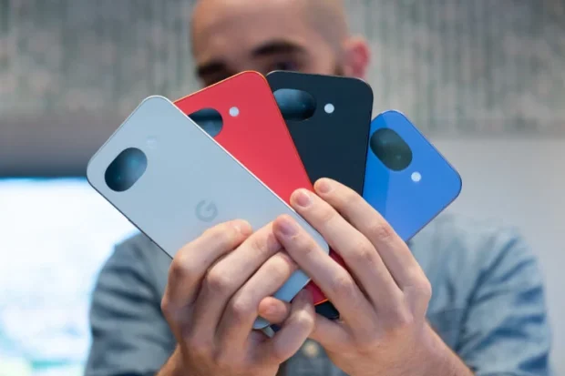 مقایسه پیکسل 10a گوگل با گلکسی S25 FE سامسونگ